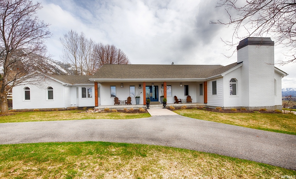 410 Hillsborough Dr, Providence, UT 84332