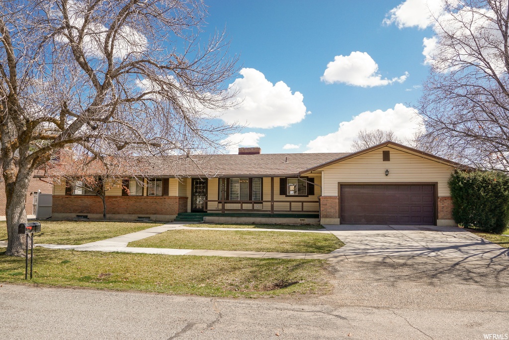 4572 S 1725 W, Roy, UT 84067