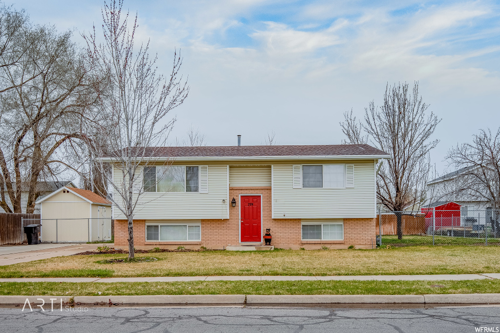 2124 N 2475 W, Clearfield, UT 84015