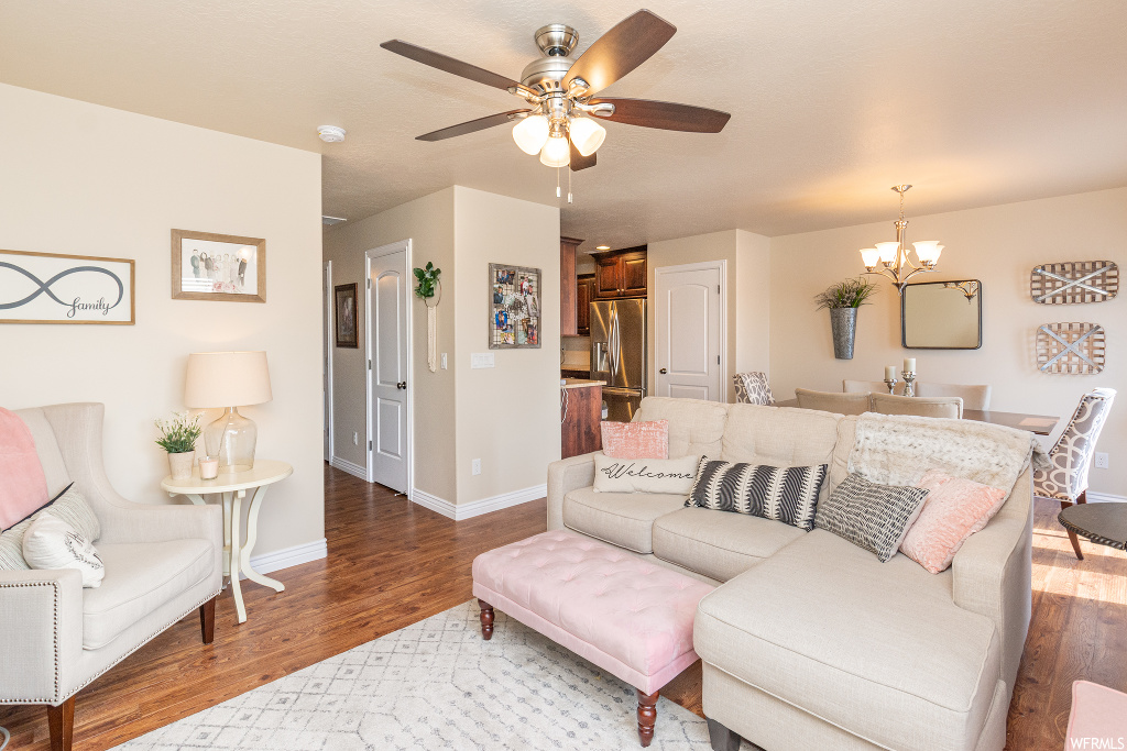 1796 E Whitetail Dr, Layton, UT 84040