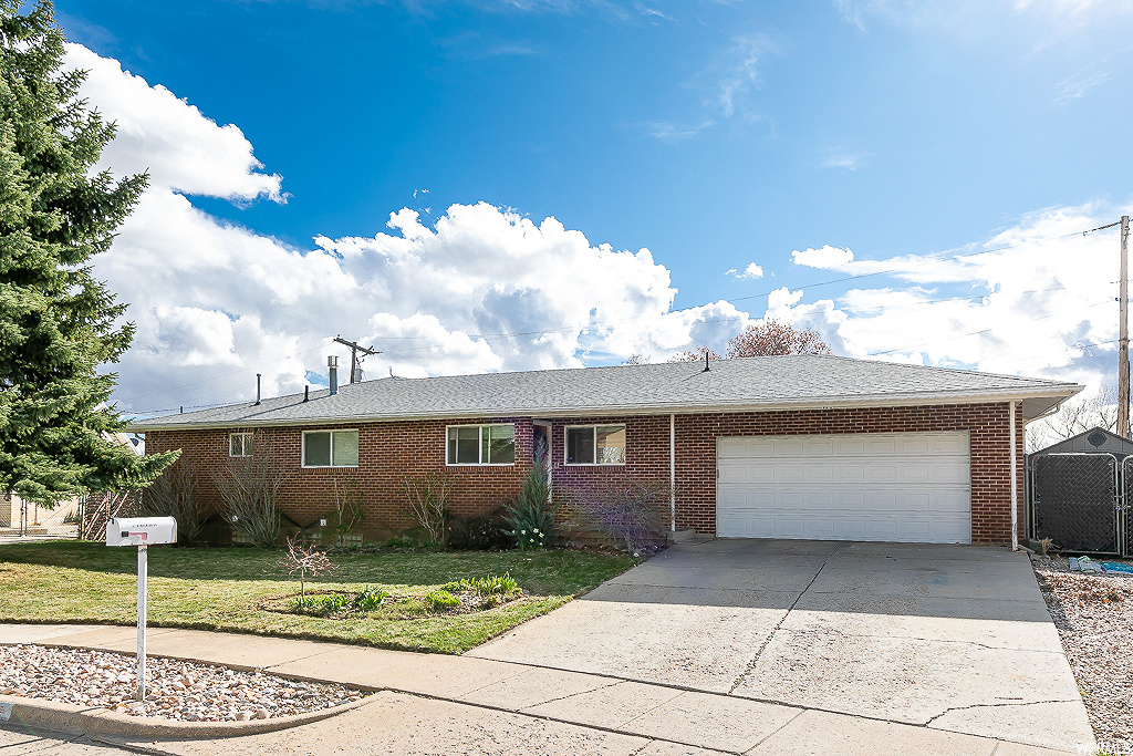 971 Henderson Dr, Ogden, UT 84404