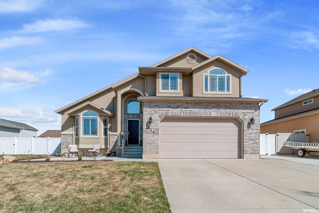 1918 N 2645 W, Clinton, UT 84015