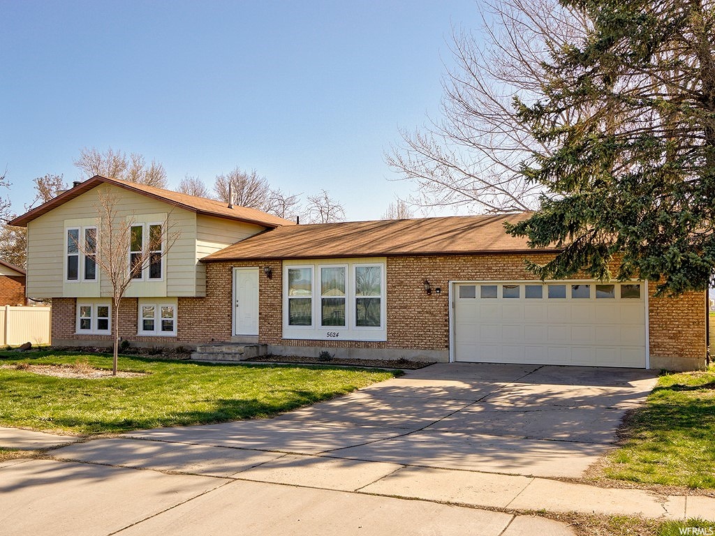 5624 S 5500 W, Hooper, UT 84315