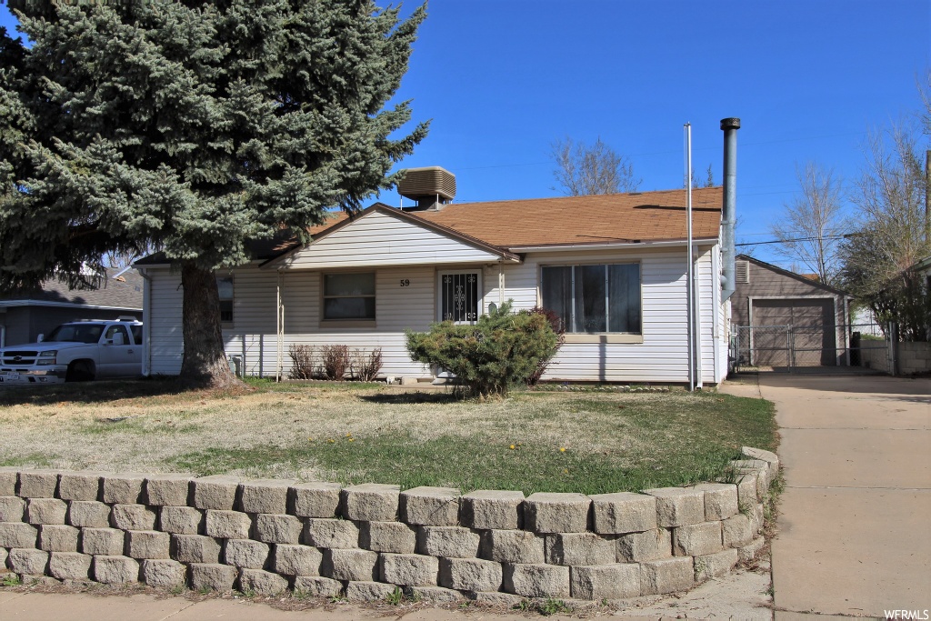 59 S Airlane Dr. E, Clearfield, UT 84015