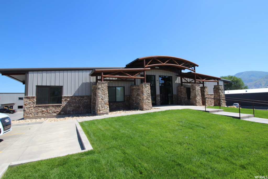 40 W 300 N, Hyrum, UT 84319