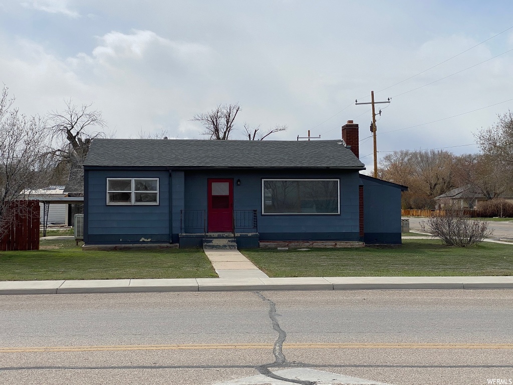 220 S 200 E, Vernal, UT 84078