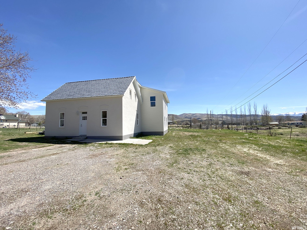 477 200 W S Fountain Green, Utah Fully remodeled turn-of-the-century home on open lot with tons of potential! New bathrooms, kitchen, roof, flooring, paint, exterior siding and more! Hard to find, large master suite with walk-in closet. 3 full bathrooms! Contact agent for more details.