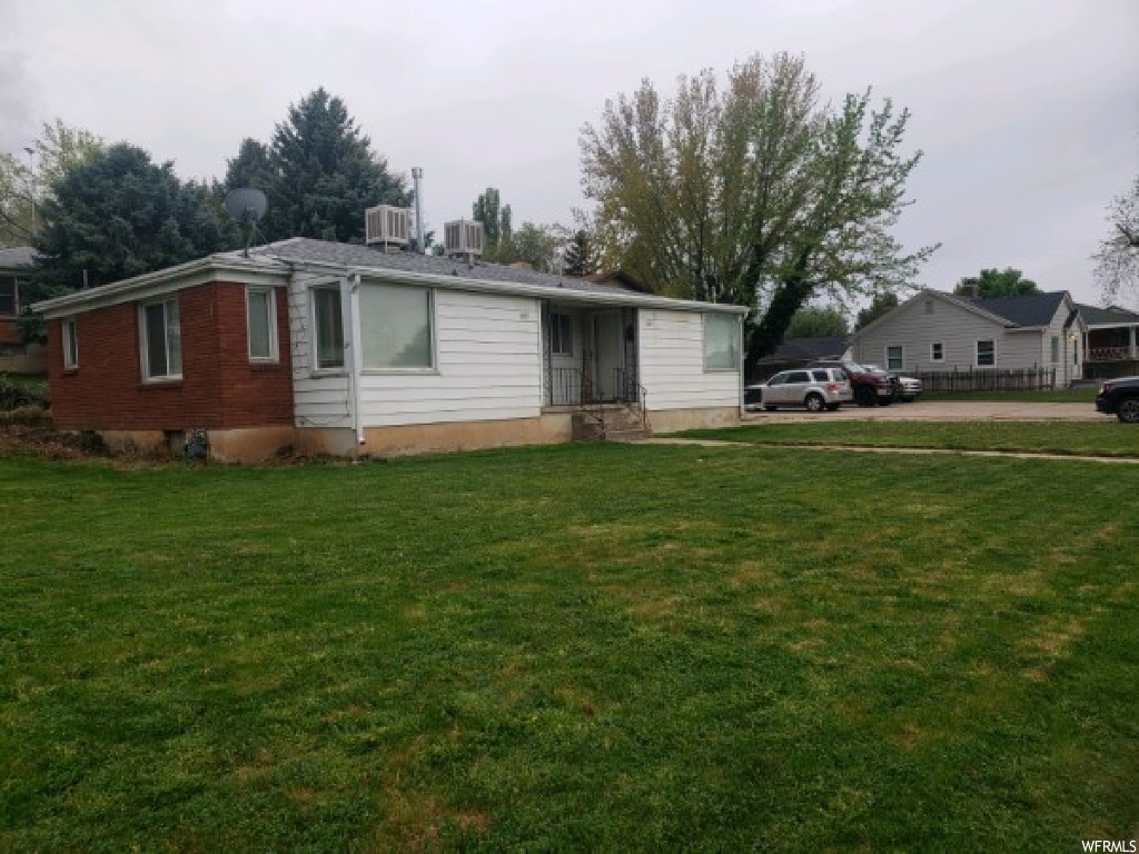887 Bel Mar Dr, Ogden, UT 84403