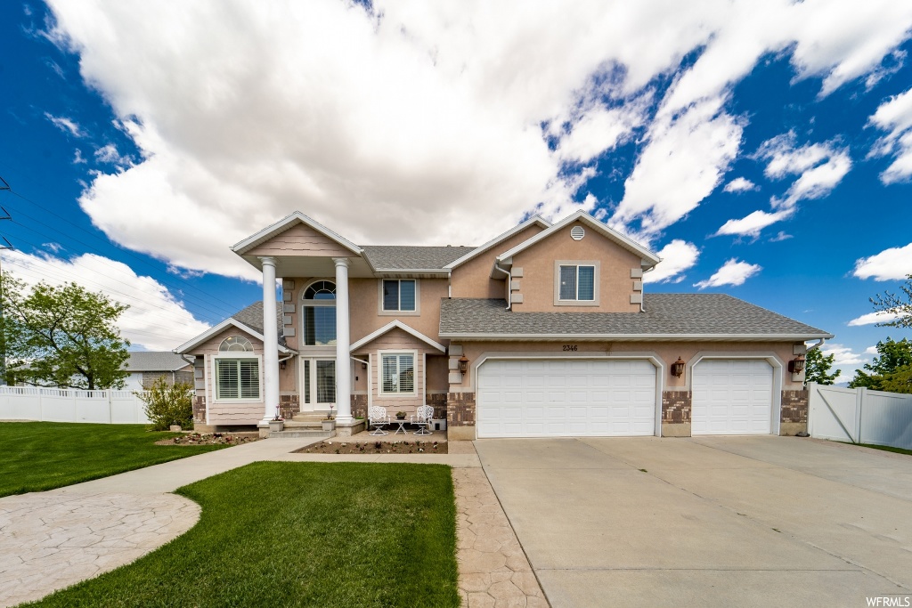 2346 W Silverpoint Way S, Bluffdale