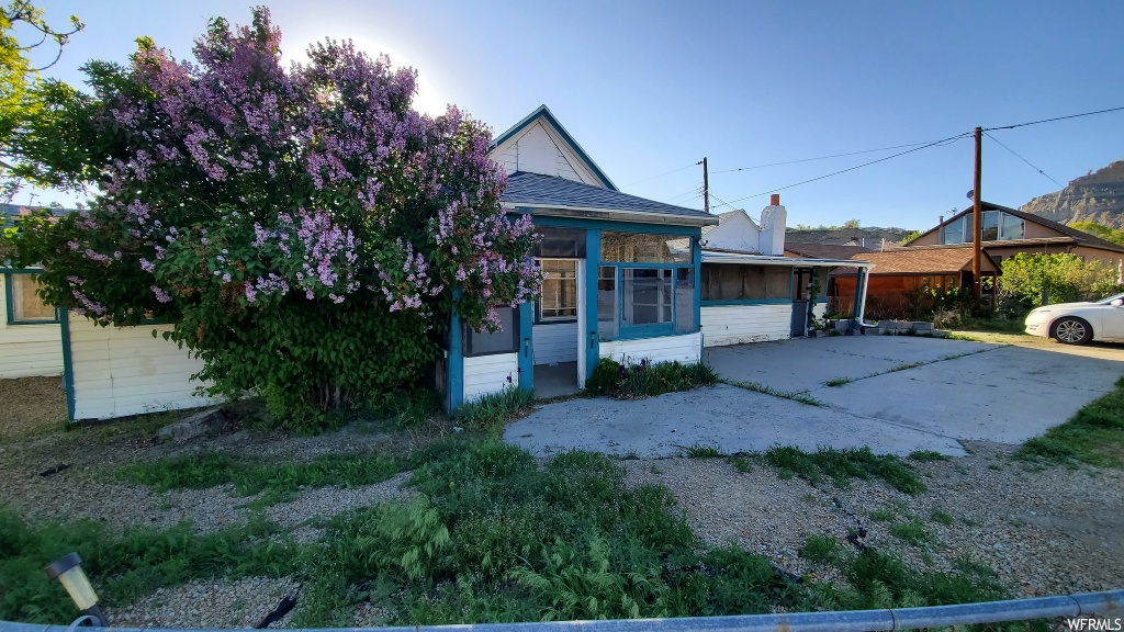 6 Birch St, Helper, UT 84526