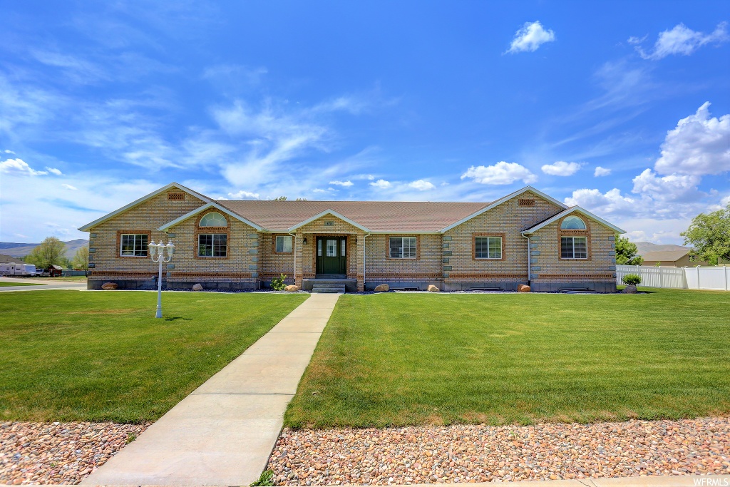 878 S 100 W, Mona, UT 84645