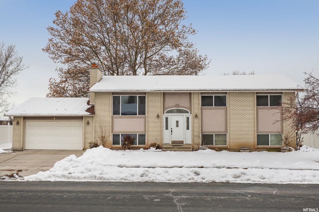 2083 N 1200 W, Clinton, UT 84015