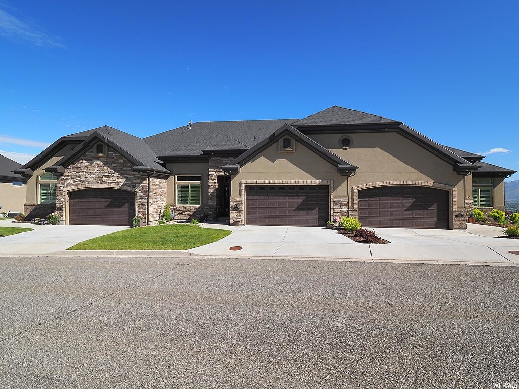 1129 E Sunset Cliffs Dr, Draper, UT 84020