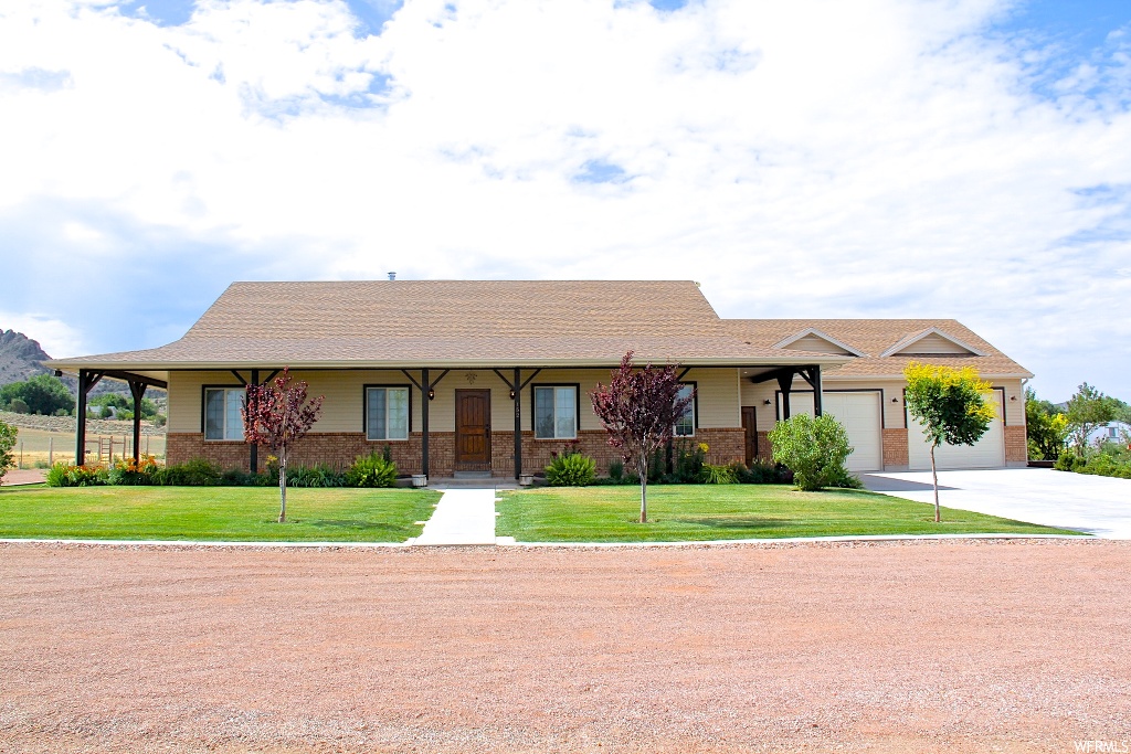 152 E Center St, Newcastle, UT 84756