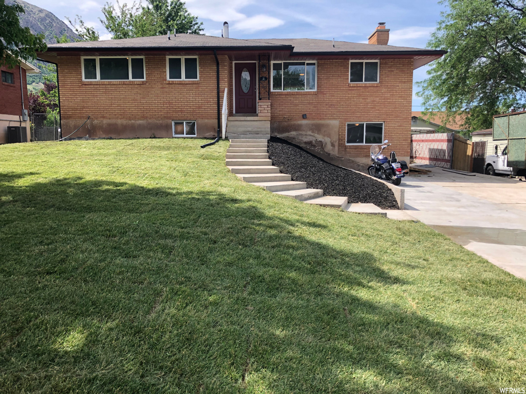 1739 Swan St, Ogden, UT 84401