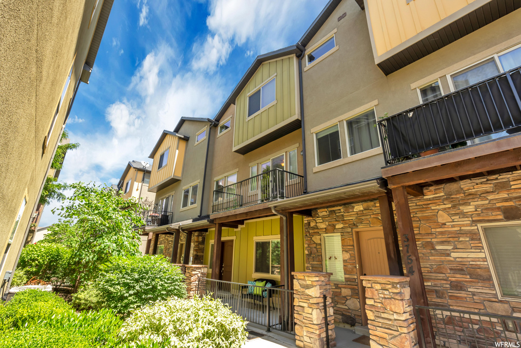 3750 S Prairiewood Dr, Salt Lake City, UT 84115