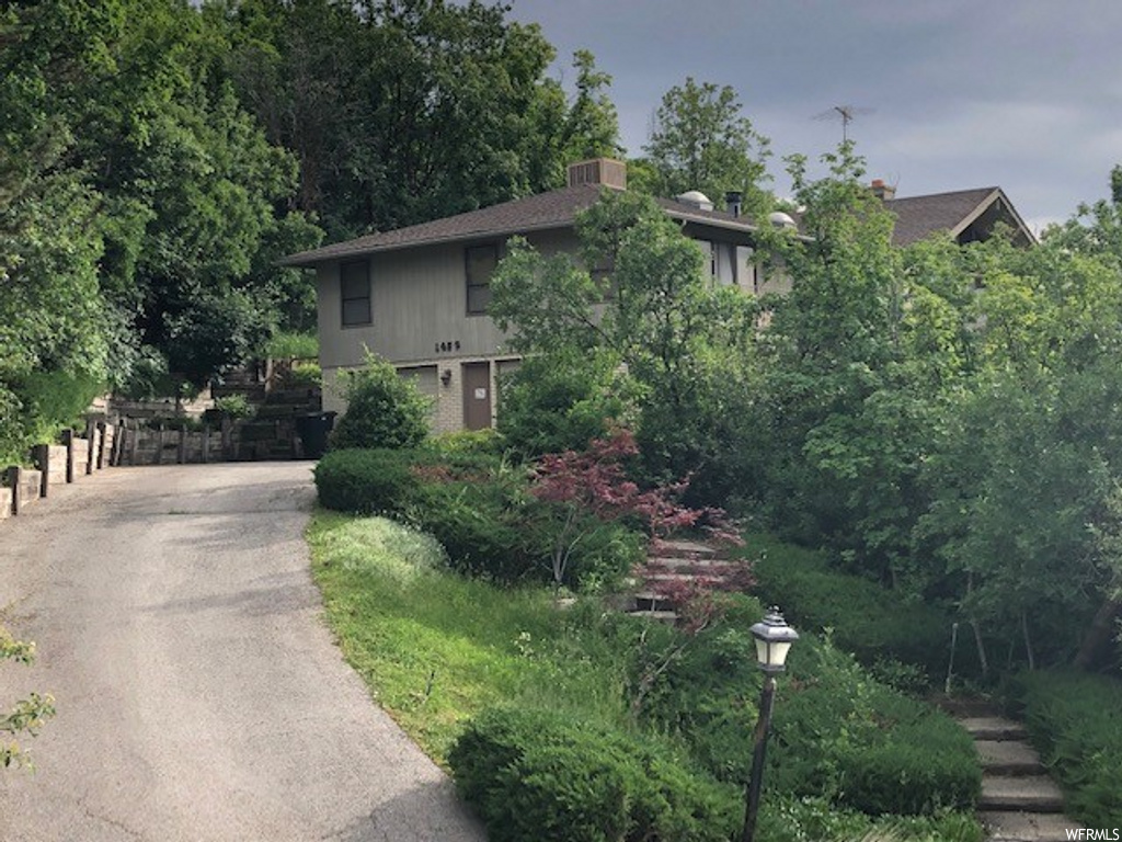 1452 E Maple Hills Dr S, Bountiful, UT 84010