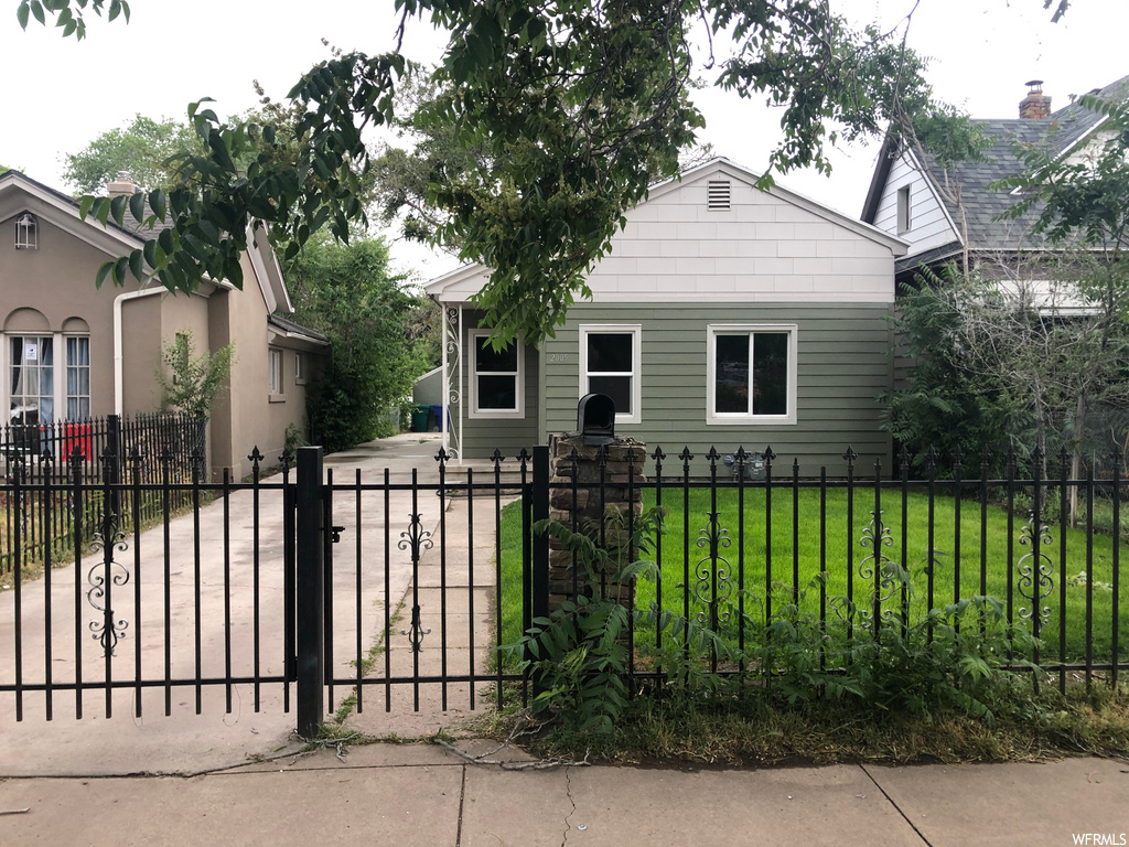2005 E Madison Ave. S, Ogden, UT 84401
