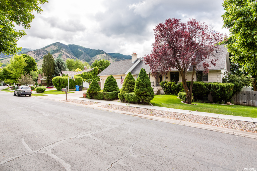 934 E Stewart Hill Dr, River Heights, UT 84321