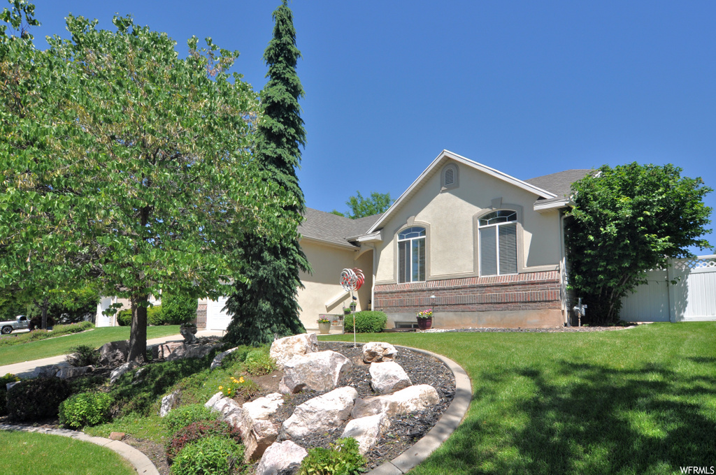 239 E 1500 N, Layton, UT 84041