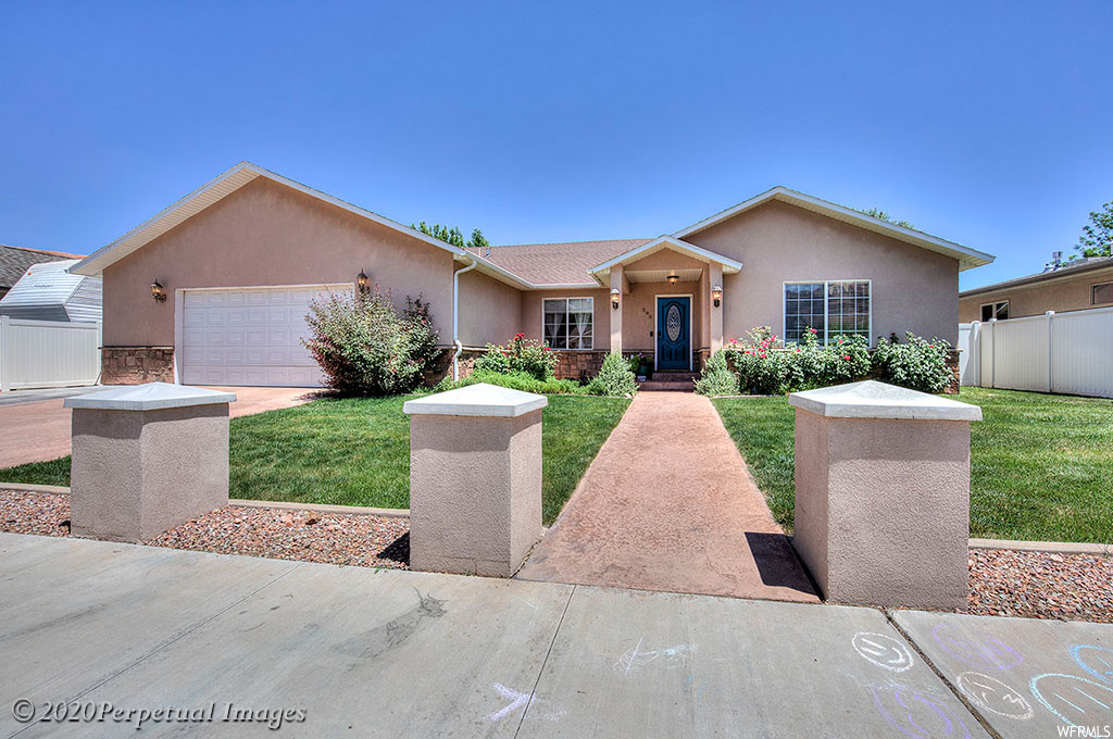 595 Jonny Way, Moab, UT 84532