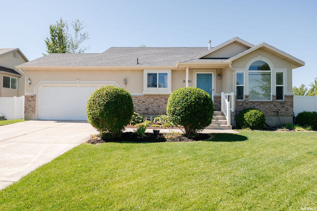 2581 W 1890 N, Clinton, UT 84015