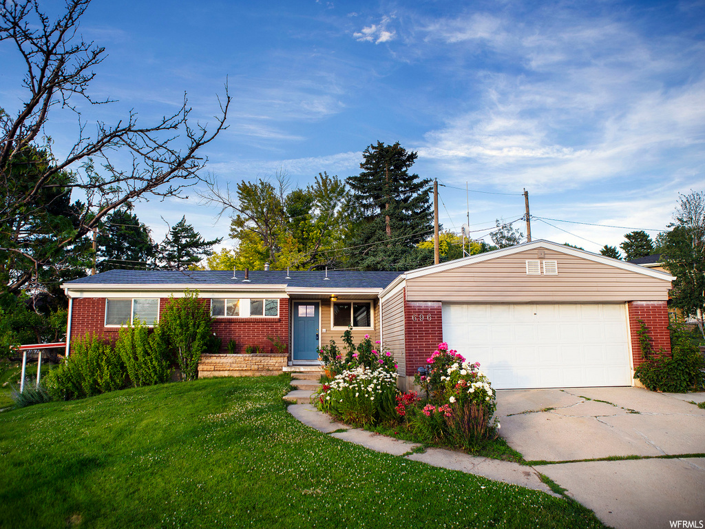 696 W Park Cir S, Bountiful, UT 84010