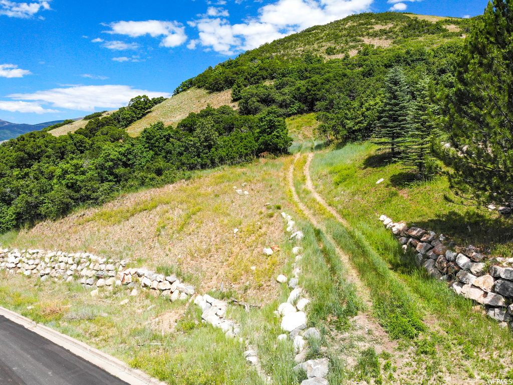 3285 S Sunset Loop L #107, Bountiful, UT 84010