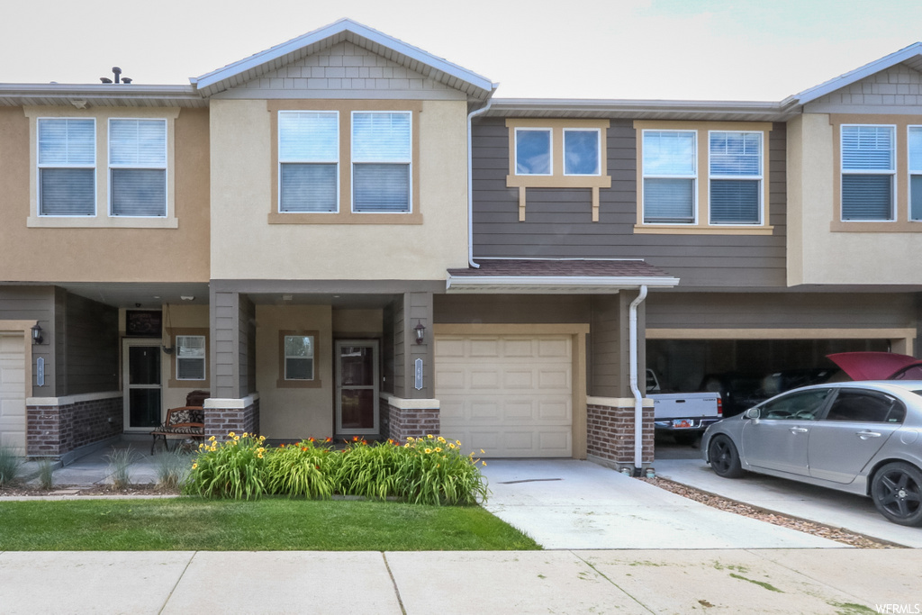 66 E Durham St, Sandy, UT 84070