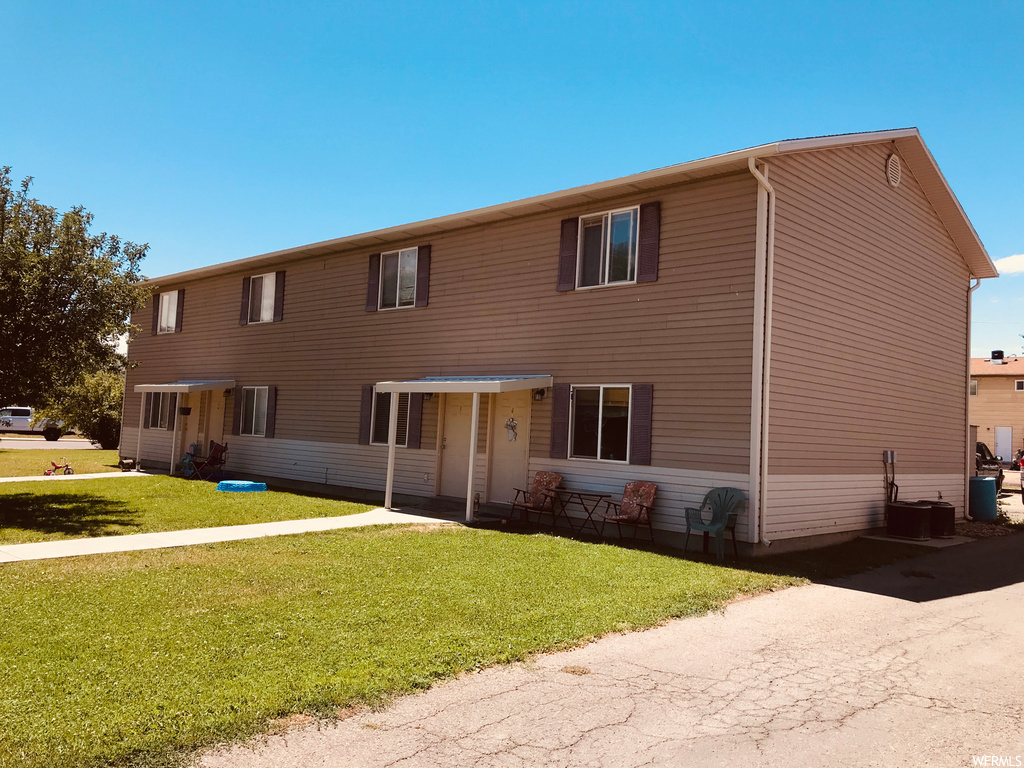 846 S 50 E, Vernal, UT 84078