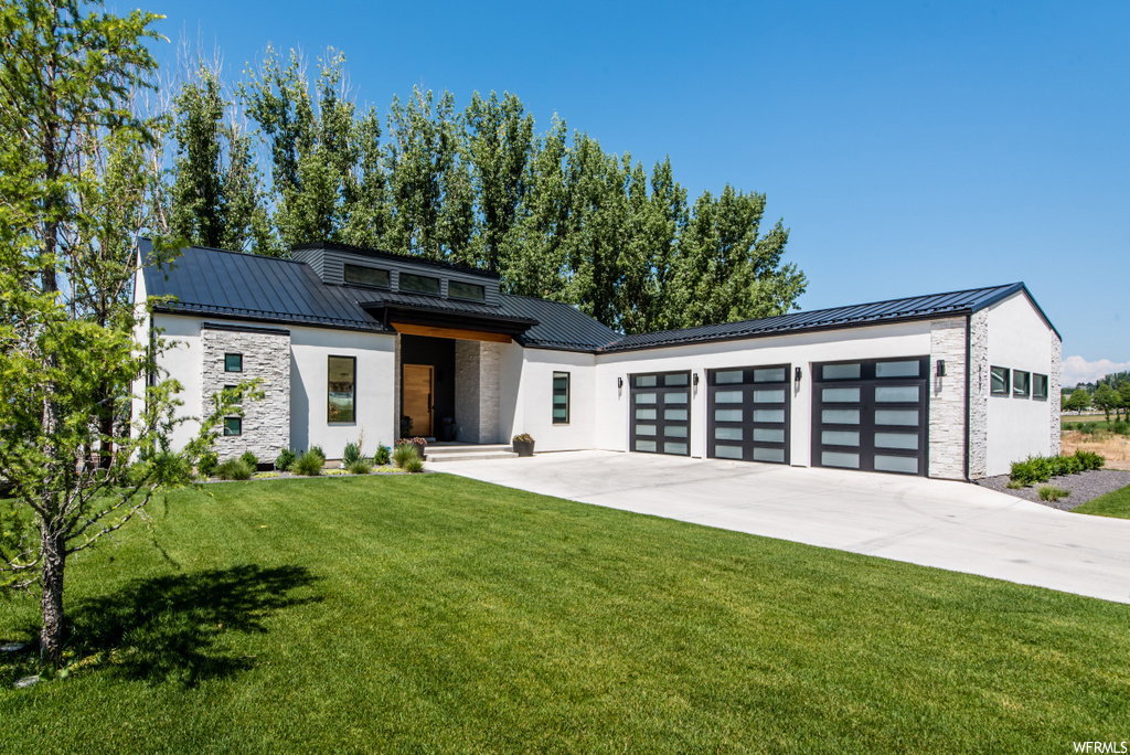 557 N 470 E, Providence, UT 84332