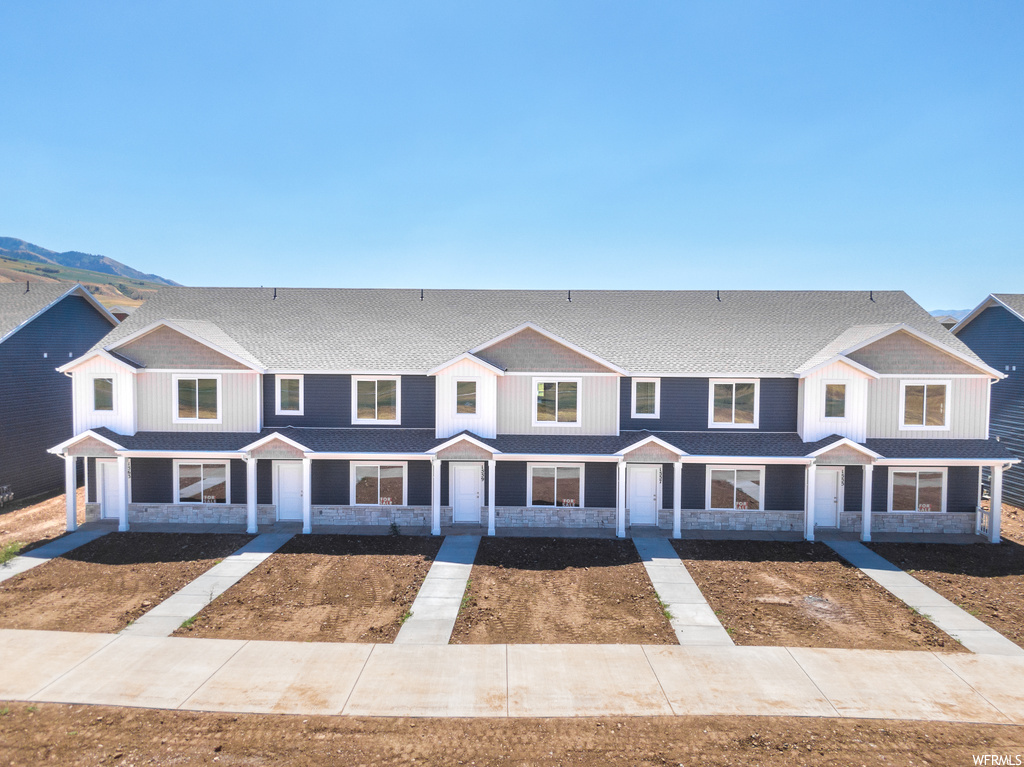 1560 E 460 S, Hyrum, UT 84319