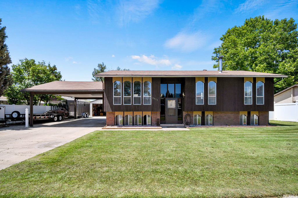 2073 N 1200 W, Clinton, UT 84015