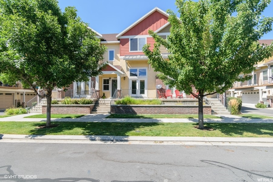 1069 E Quarry Sands Ln, Sandy, UT 84094