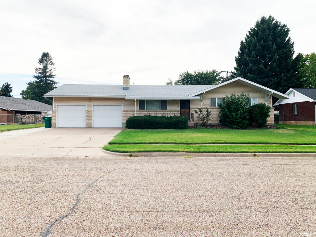 4239 S 2275 W, Roy, UT 84067