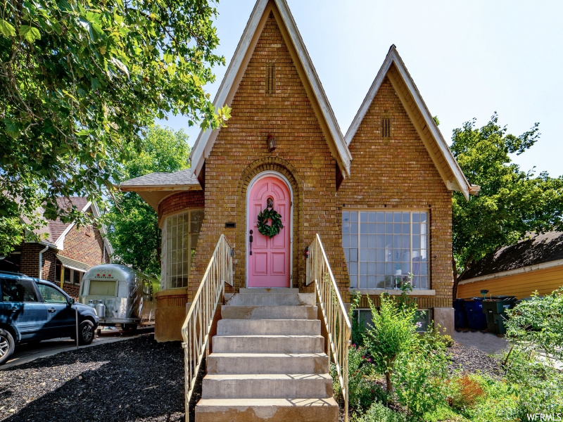 2580 Iowa Ave E, Ogden, UT 84401
