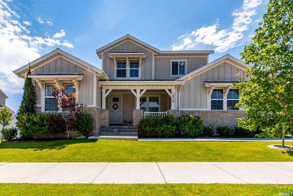 1019 W Reeves Ln, South Jordan