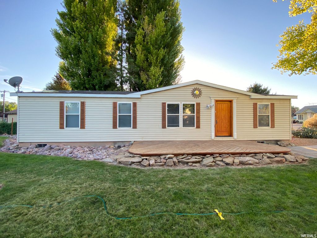 374 E 500 N, Roosevelt, UT 84066