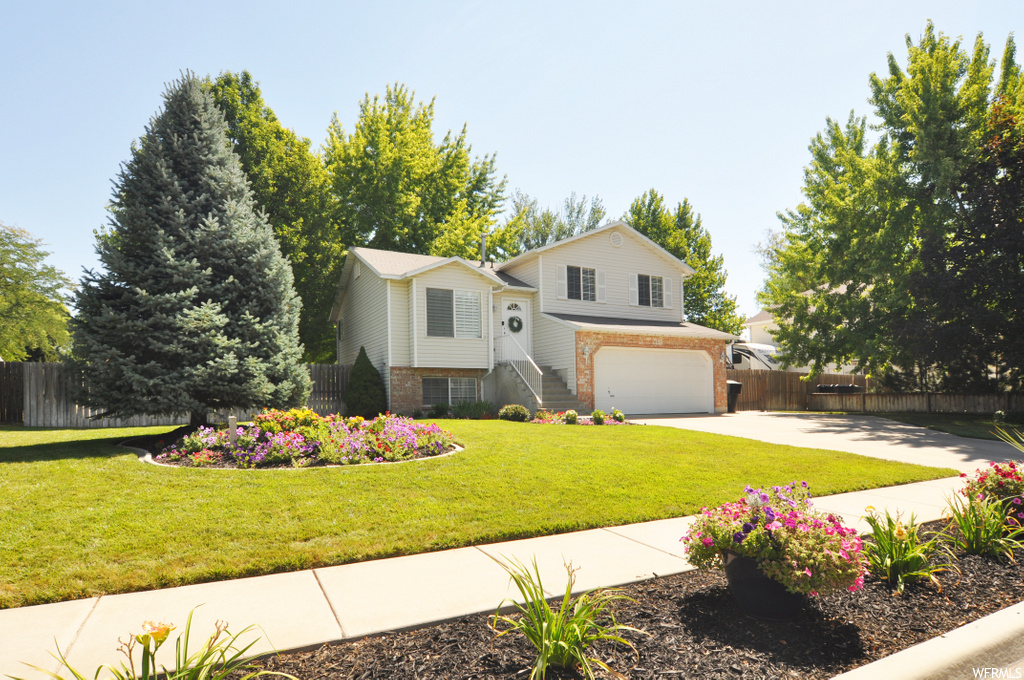 2184 N 2525 W, Clinton, UT 84015