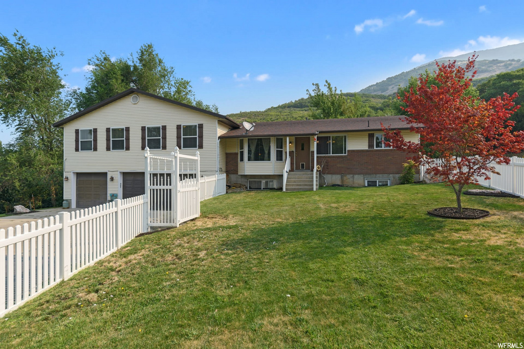 2490 Valley View Dr, Layton, UT 84040