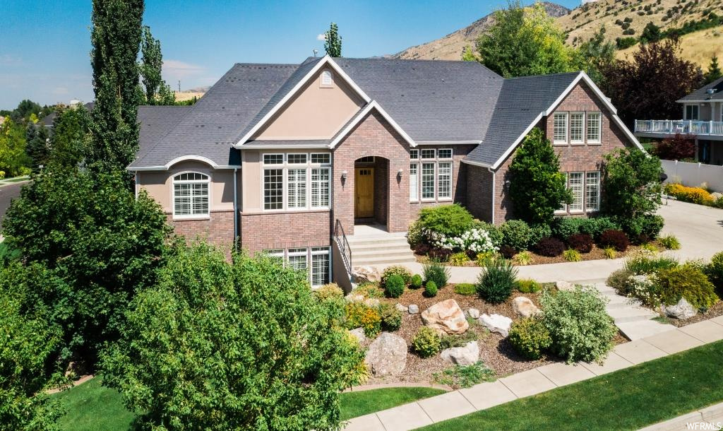 1513 E Oakview Dr, Logan, UT 84321