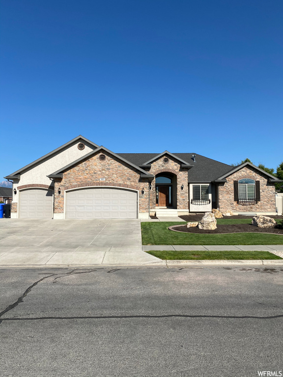 952 N 4100 W, West Point, UT 84015