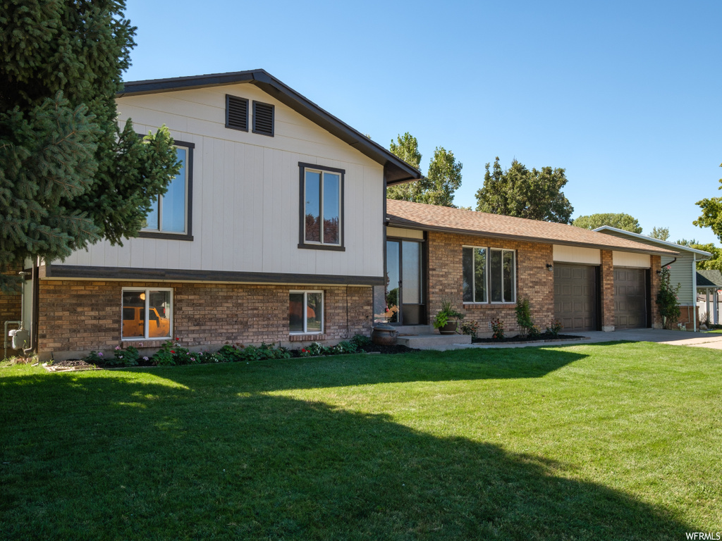 2939 W 4375 S, Roy, UT 84067