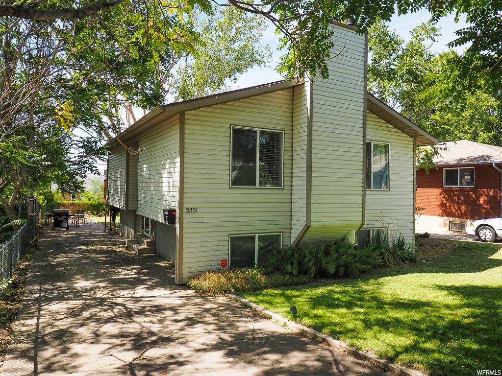 2351 S Iowa Ave E, Ogden, UT 84401