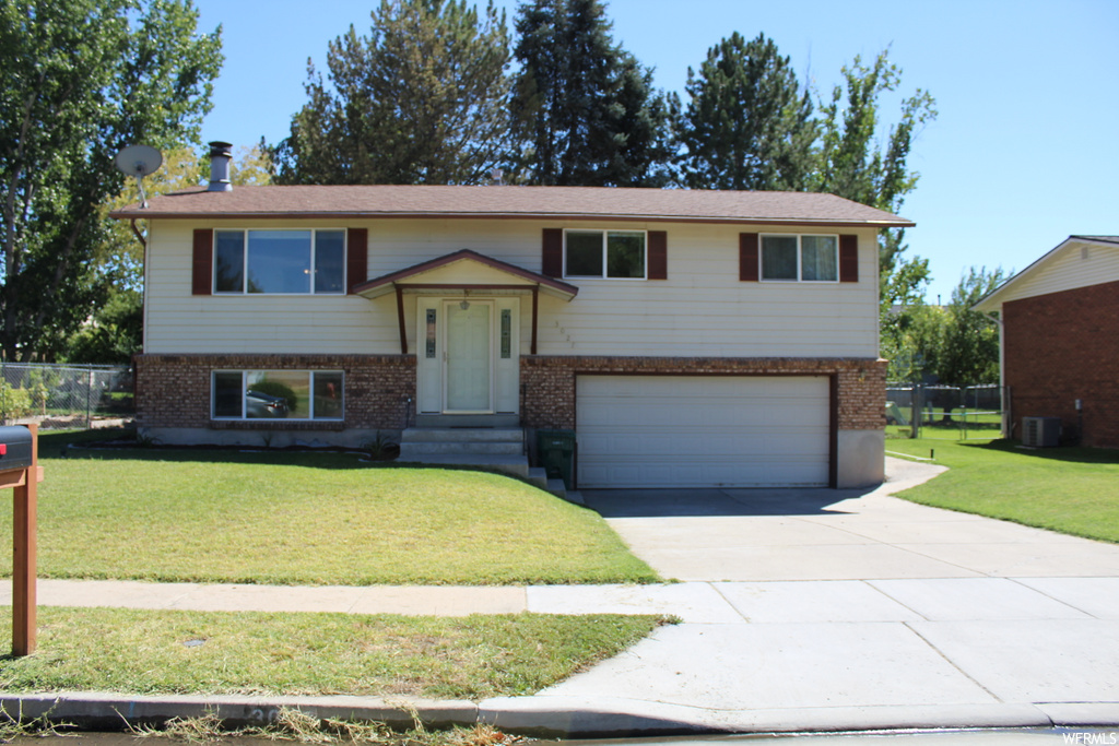 3027 W 4375 S, Roy, UT 84067