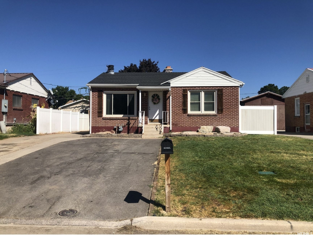 5874 S 2625 W, Roy, UT 84067