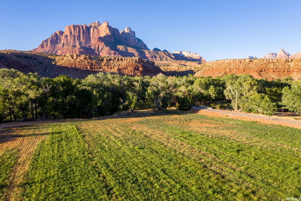 250 S BRIDGE RD Rockville, UT 84763