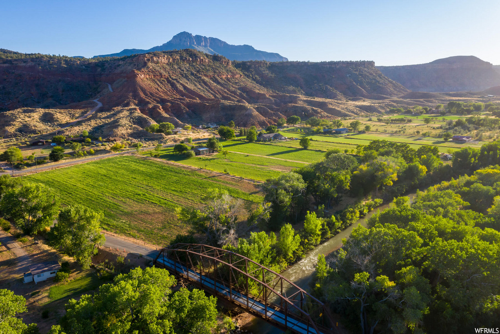 250 S BRIDGE RD Rockville, UT 84763