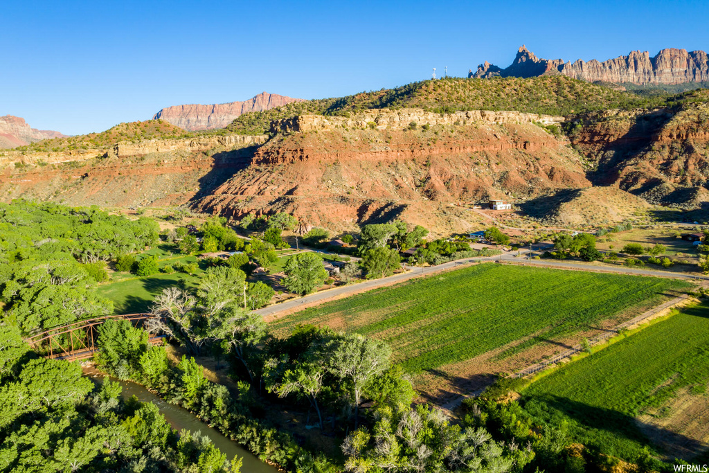 250 S BRIDGE RD Rockville, UT 84763