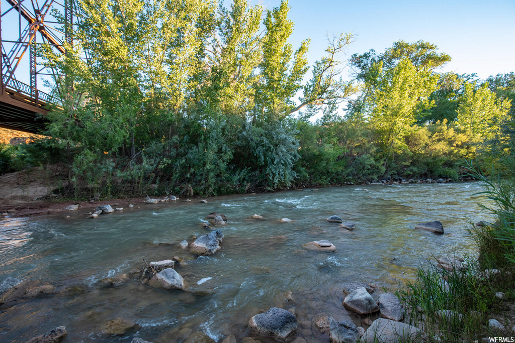 250 S BRIDGE RD Rockville, UT 84763